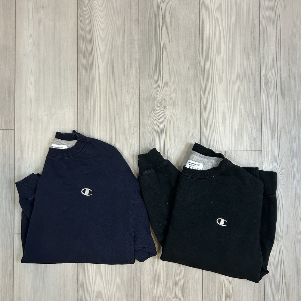 Lot Of 2 Mens Champion Pullover Crewneck Sweatshirts Black & Navy Thrashed